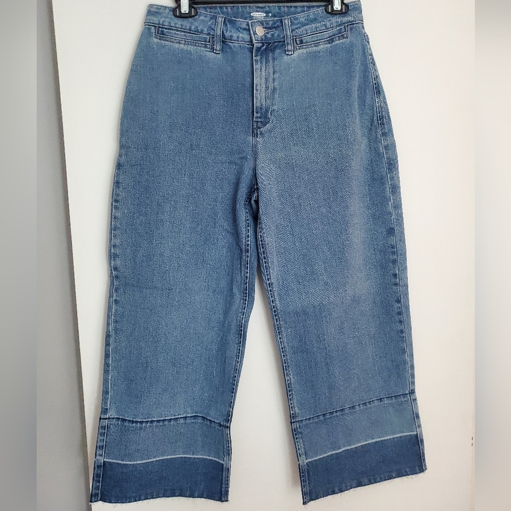 NWOT Old Navy Size 8 Capri Jeans